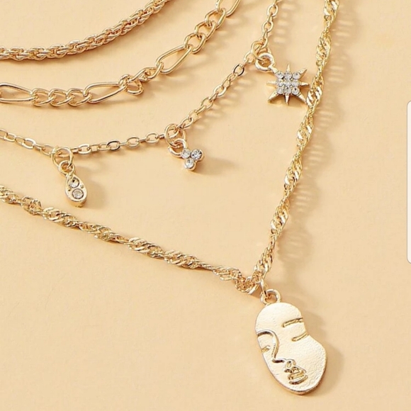 *Dieta* Layered Face Necklace - Picture 3 of 4